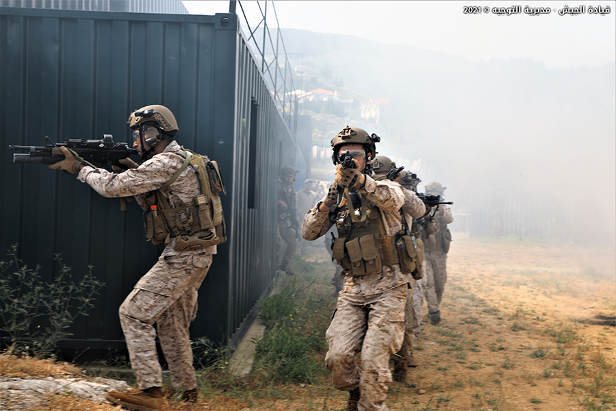 https://www.lebarmy.gov.lb/sites/default/files/field/images/05_21/NP210520211500-6.jpg