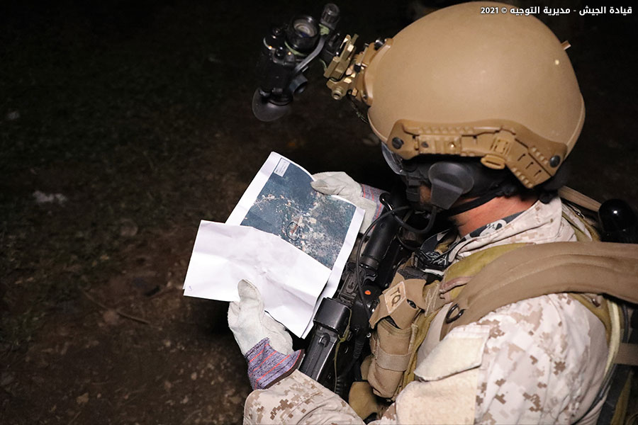 https://www.lebarmy.gov.lb/sites/default/files/field/images/05_21/PN260520211500_05.JPG