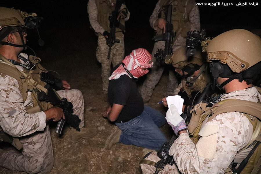 https://www.lebarmy.gov.lb/sites/default/files/field/images/05_21/PN260520211500_06.JPG