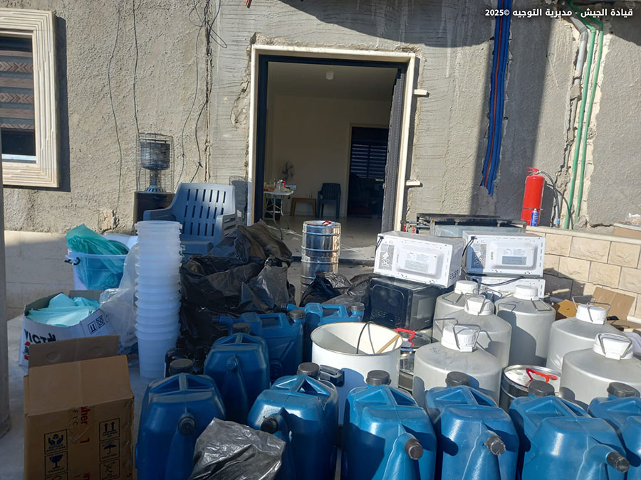 المواد المضبوطة. (الجيش اللبناني)