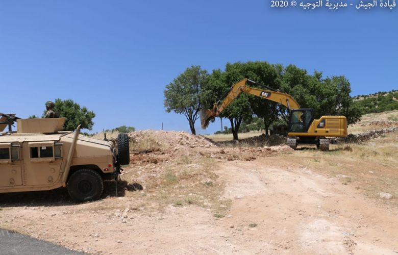 The LAF closed an illegal border crossing | الموقع الرسمي للجيش اللبناني