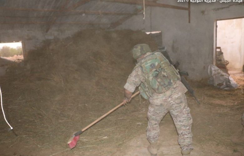 بالصور: مداهمة مستودع مشبوه في حوش السيد علي- الهرمل